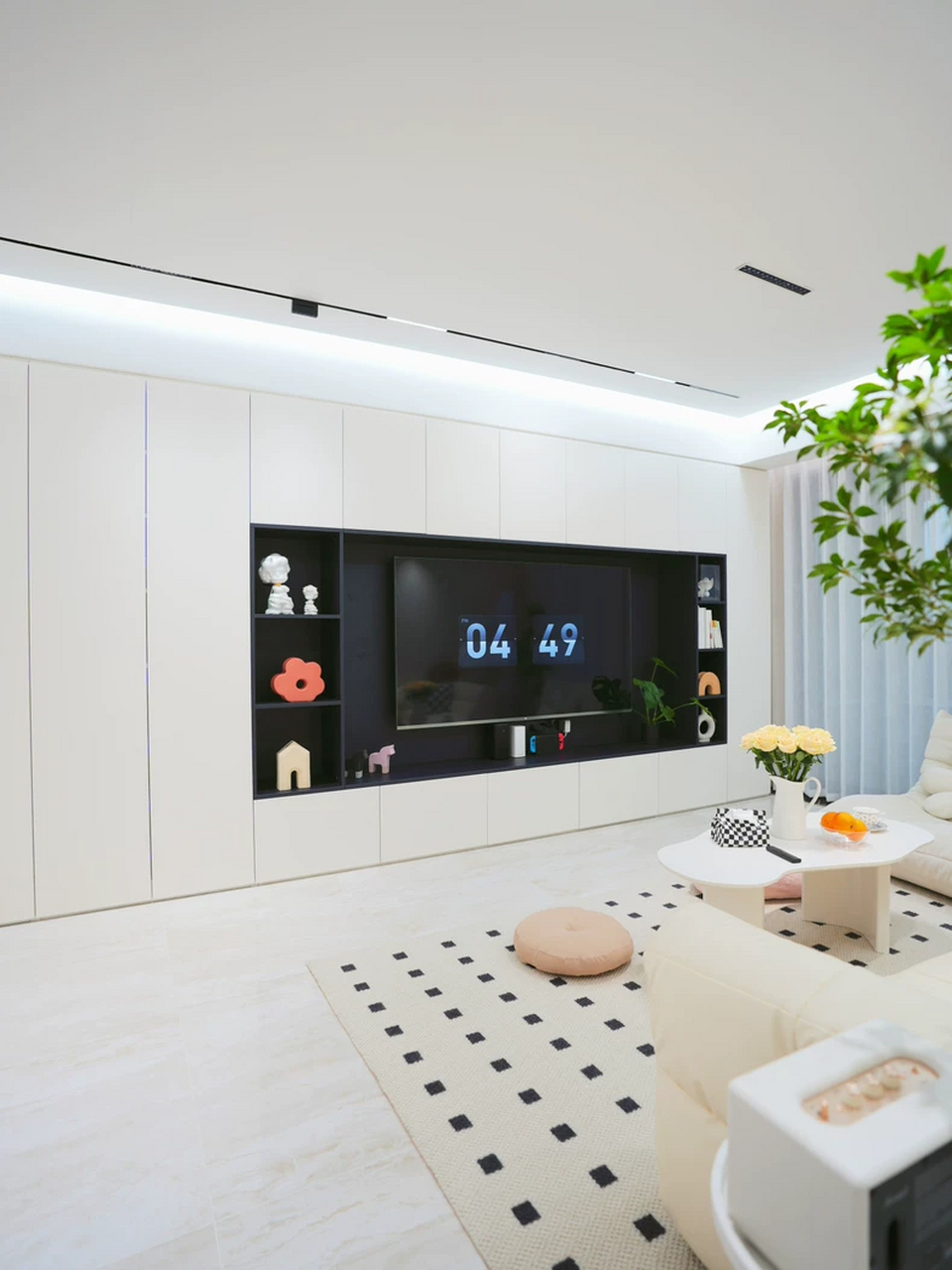 房子进行装修,客厅做满墙电视柜到底有多香?