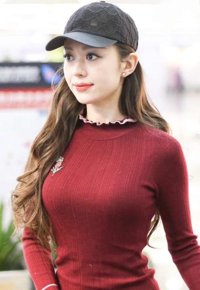 吉娜爱丽丝
