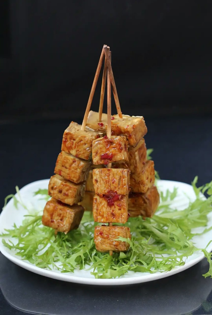 素鸡串  每次去吃烧烤,素鸡是必点的.