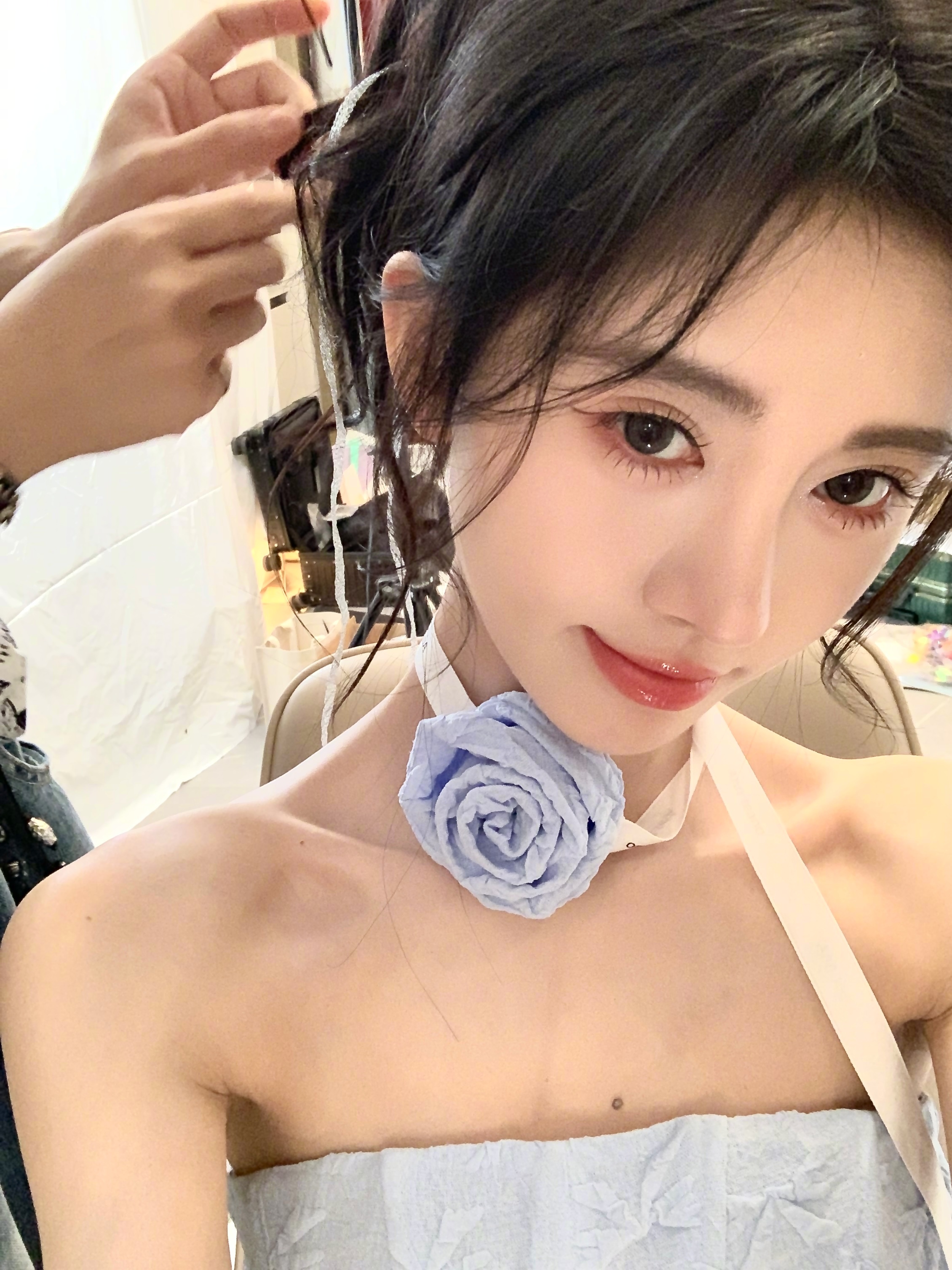 鞠婧祎生日快乐!