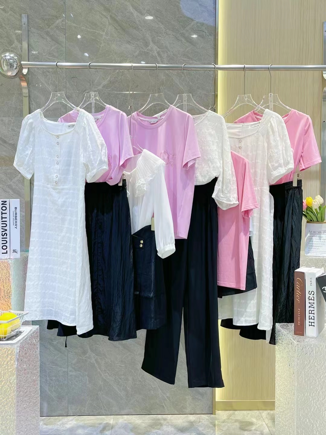 实体店不做了,2000多件靓妹杂款批发, 9