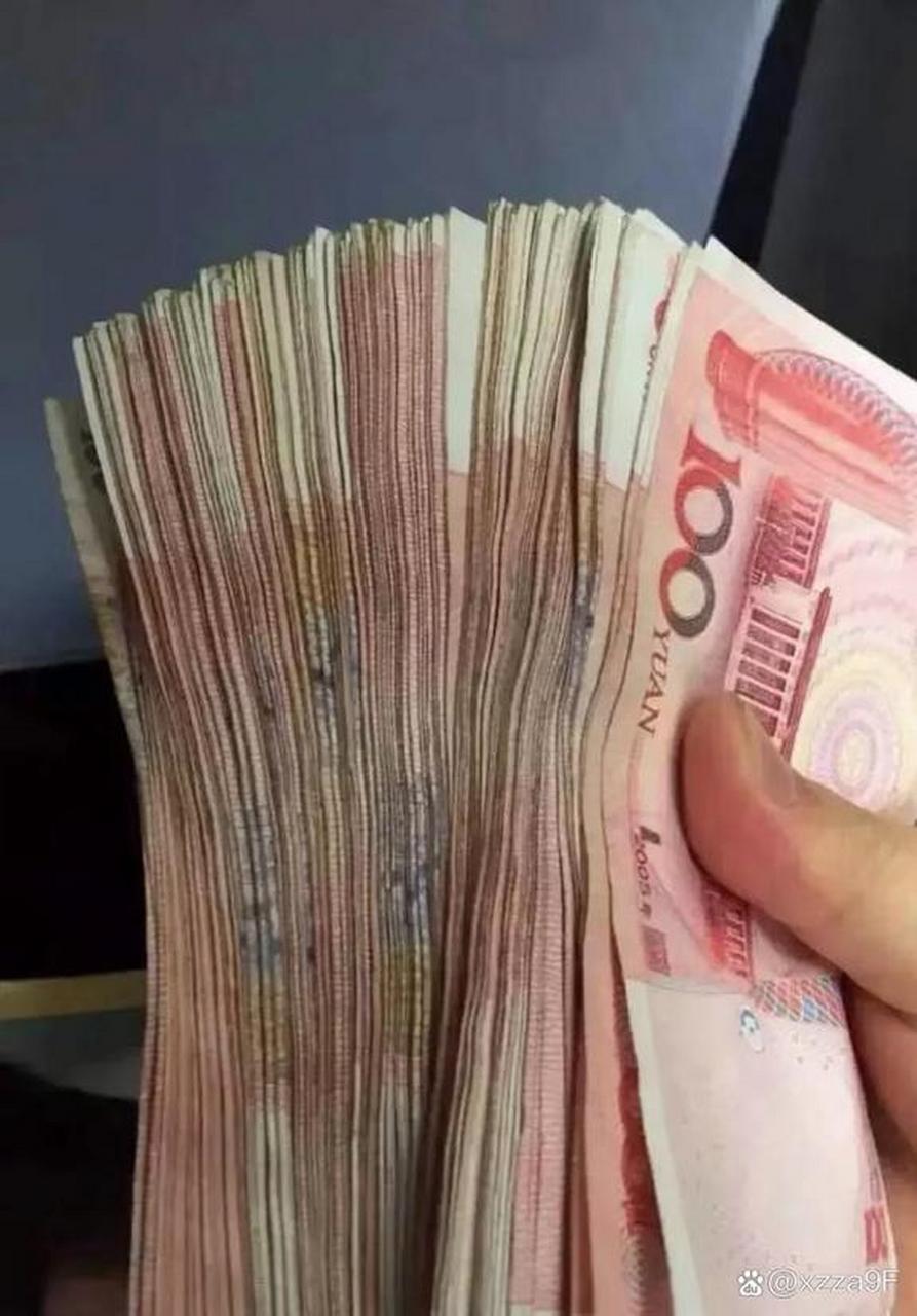 我发现了一个奇怪的现象,公务员,事业编每月五六千