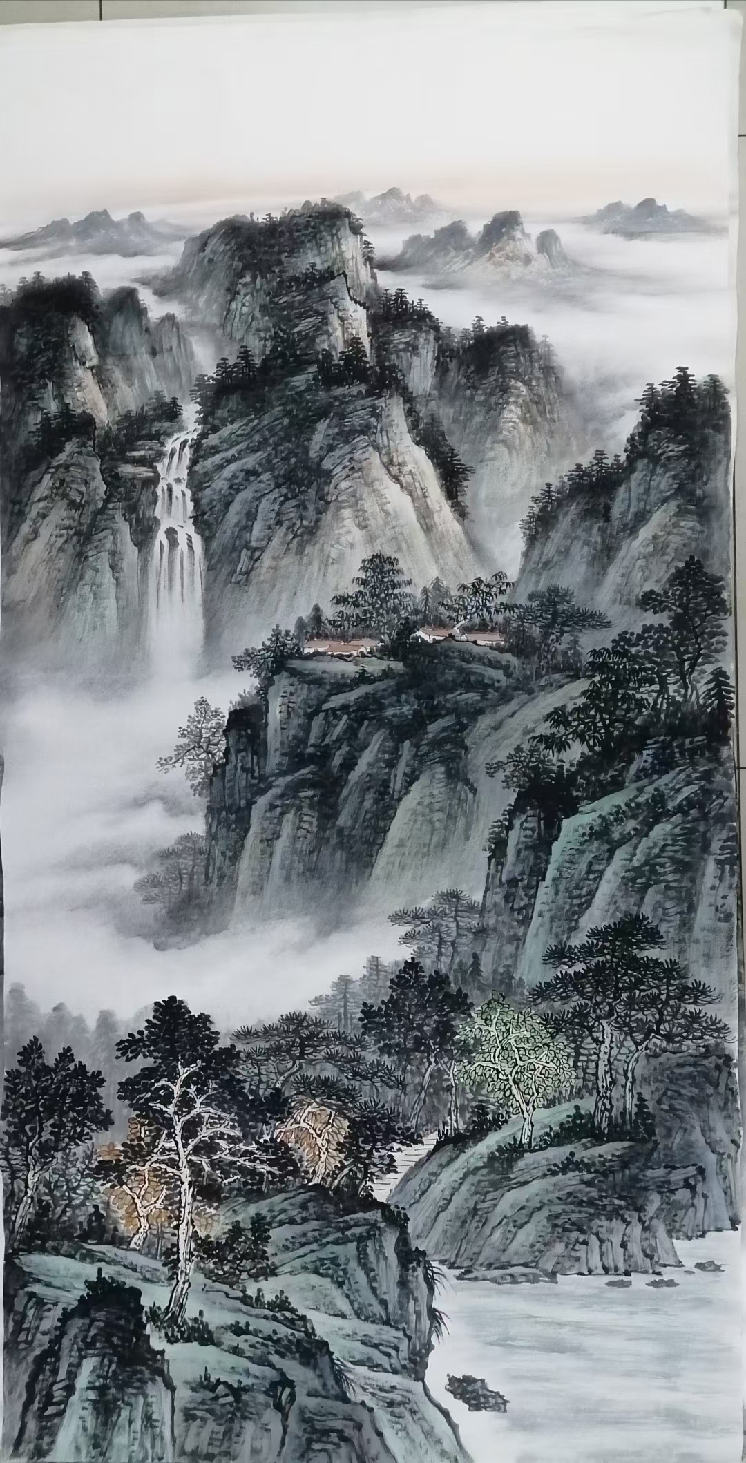 国画美山景画太美了,仿佛身临其境,瀑布飞流直下,树木郁郁葱葱,真想在