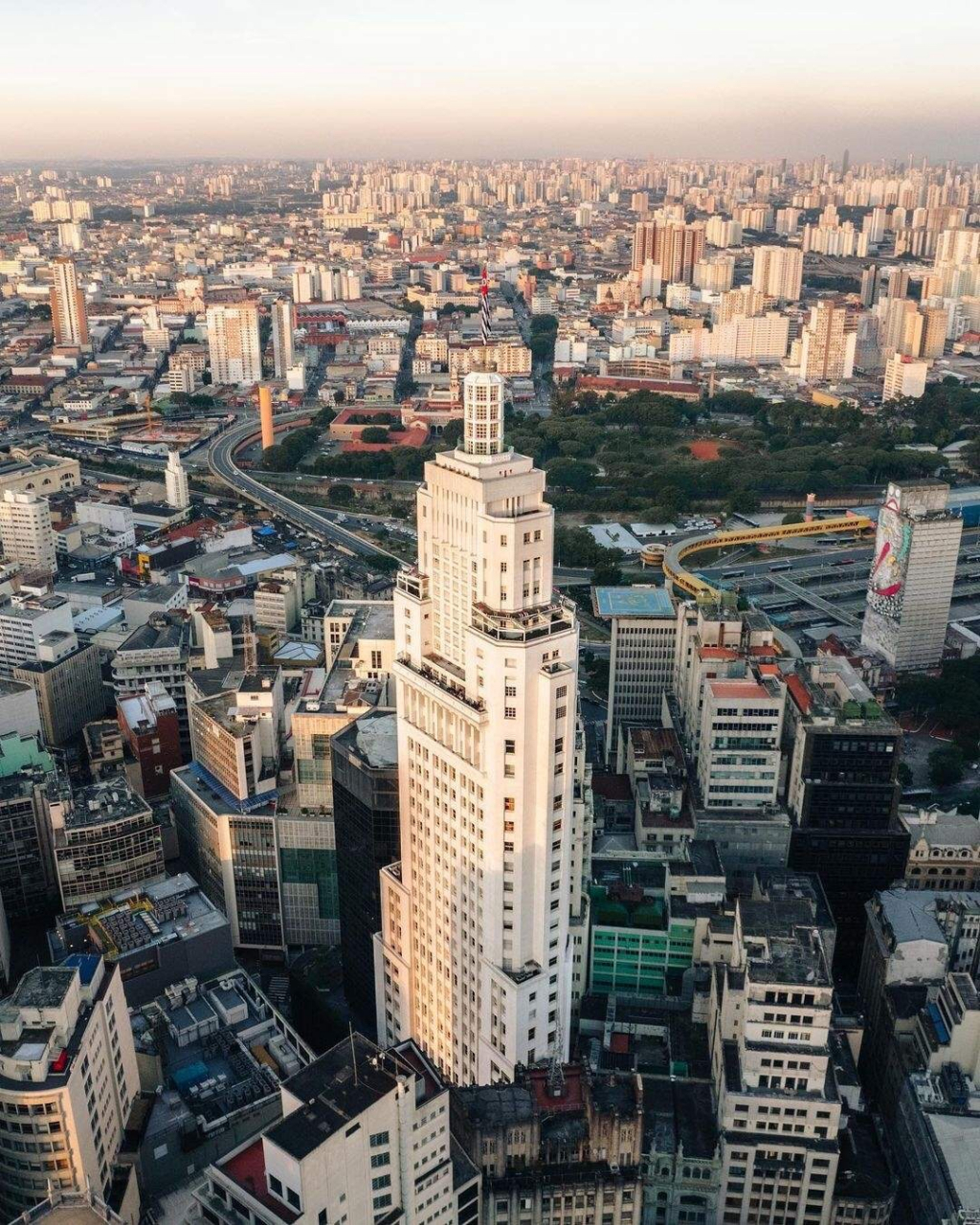 南美巨无霸——圣保罗,是南美洲最大最繁华的城市,世界著名的国际化大