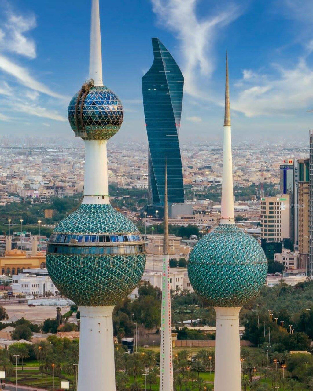 靠石油起家的国家——科威特,人口400多万,面积和我国北京市大小,2022