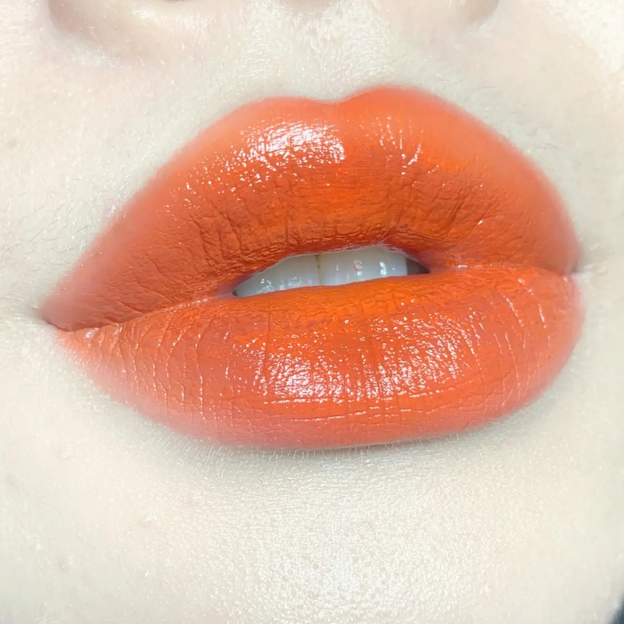 这款药丸口红也太萌了吧[好爱哦]  治愈所有的不开森[嘻嘻]  pf把96