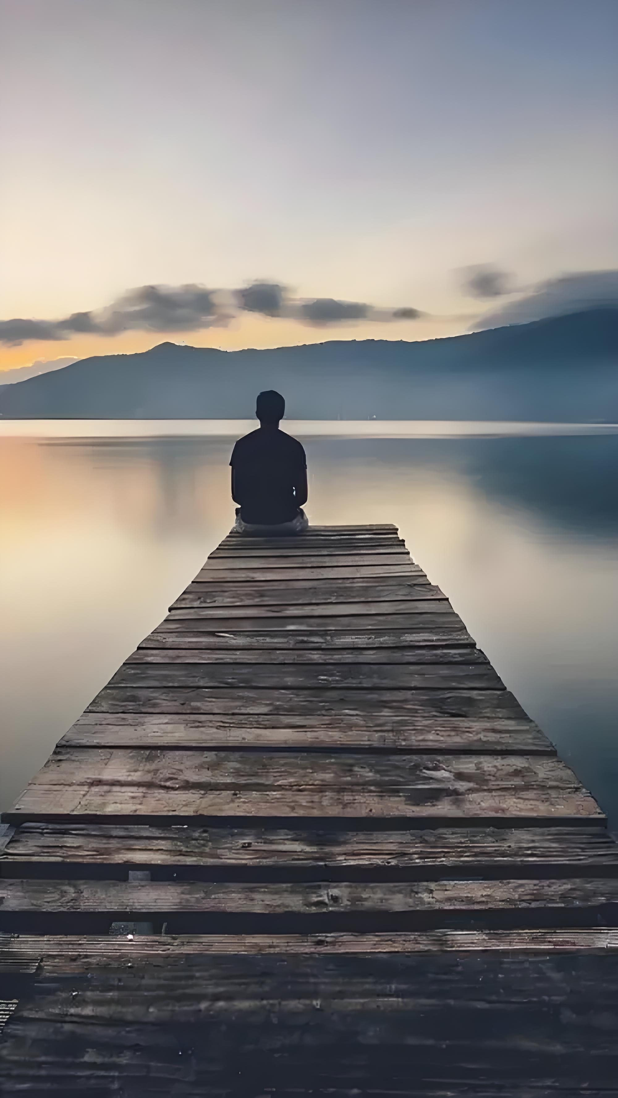 2. 通过努力换回的爱往往会使人生疑.