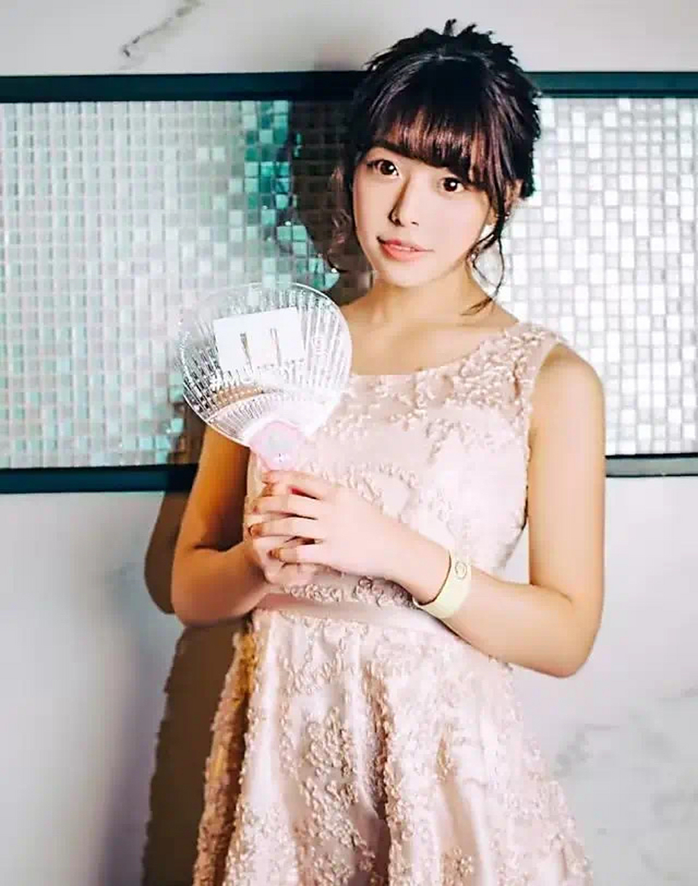 十年难得一见的日本清纯美少女八木奈奈.