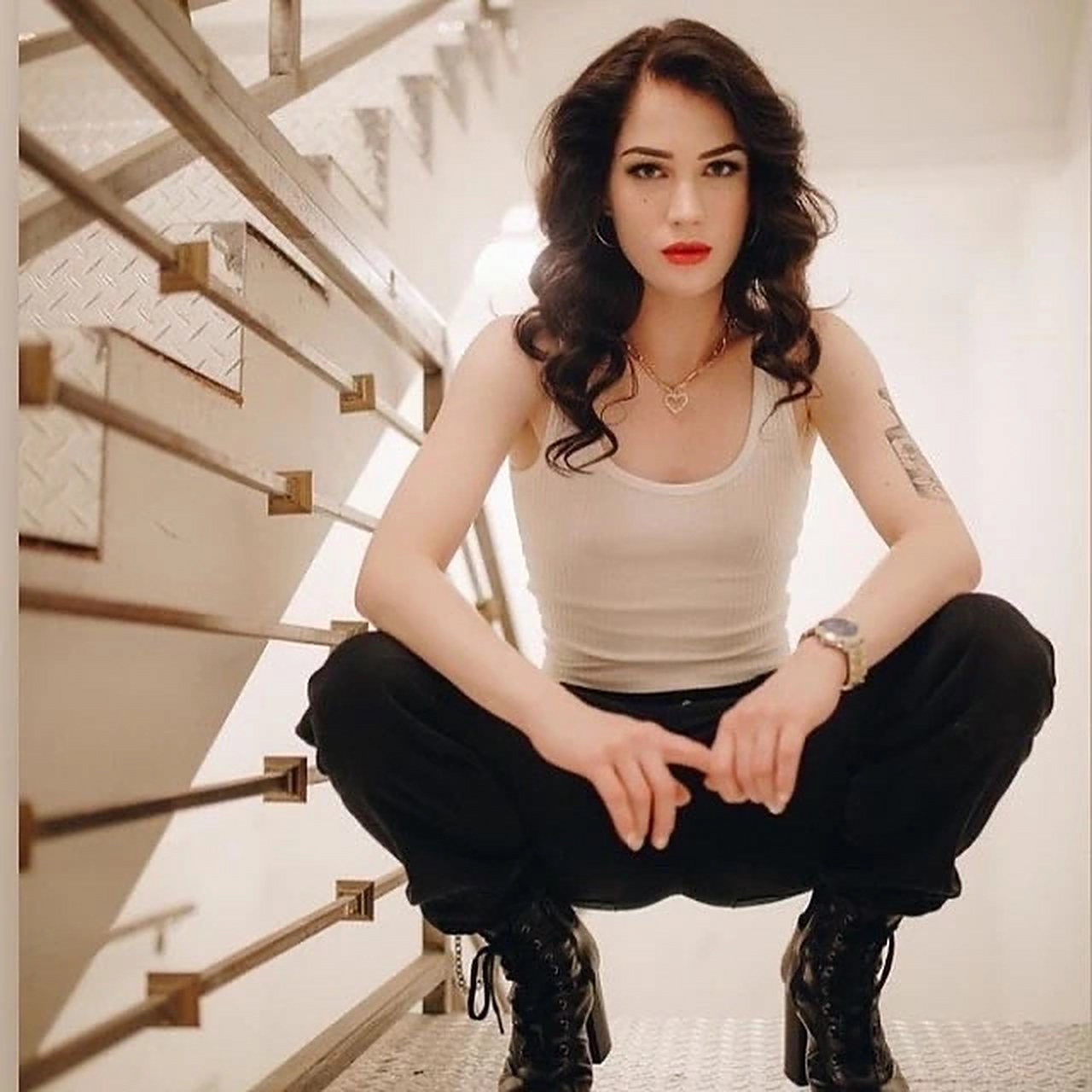 evelyn claire在还在读书时就展现出了她的表演天赋.