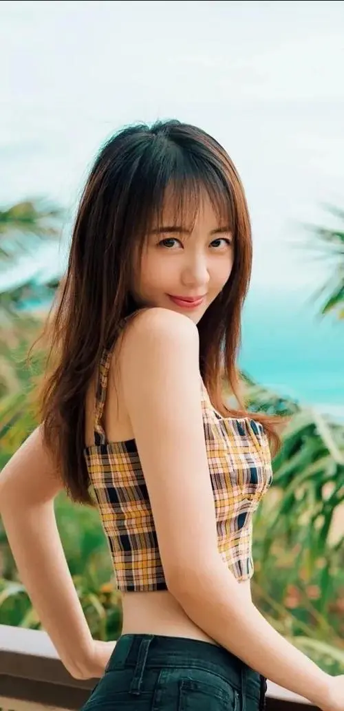 孙耀琦,1987年3月出生于山东,毕业于湖南大学,中国内地女演员,主持人