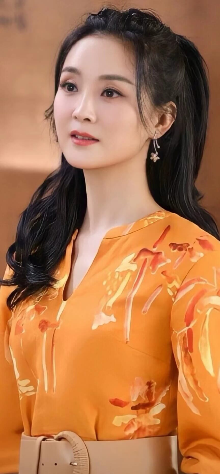 王艳(rebecca),1974年2月11日出生于山东省青岛市,中国内地影视女演员