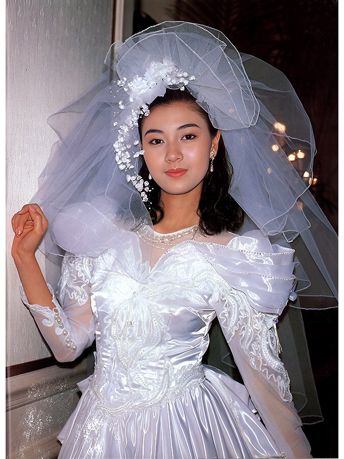 90年代港风大美女的婚纱时光 照片人物定格了他们最美的时间上 应了