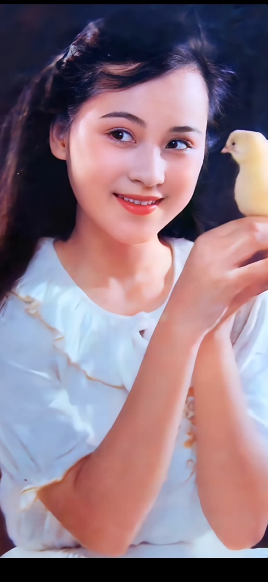 眉清目秀,柳叶眉杏核眼,笑靥如花,,一代佳人.演员朱碧云.