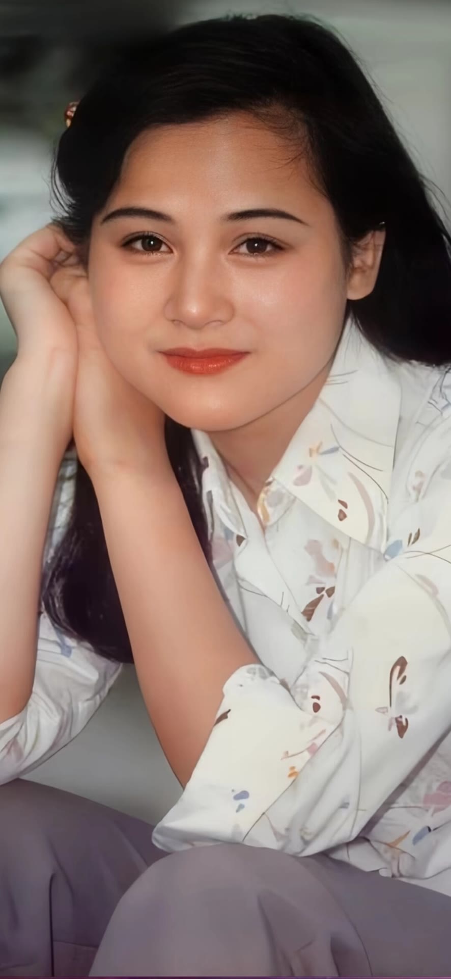 眉清目秀,柳叶眉杏核眼,笑靥如花,,一代佳人.演员朱碧云.