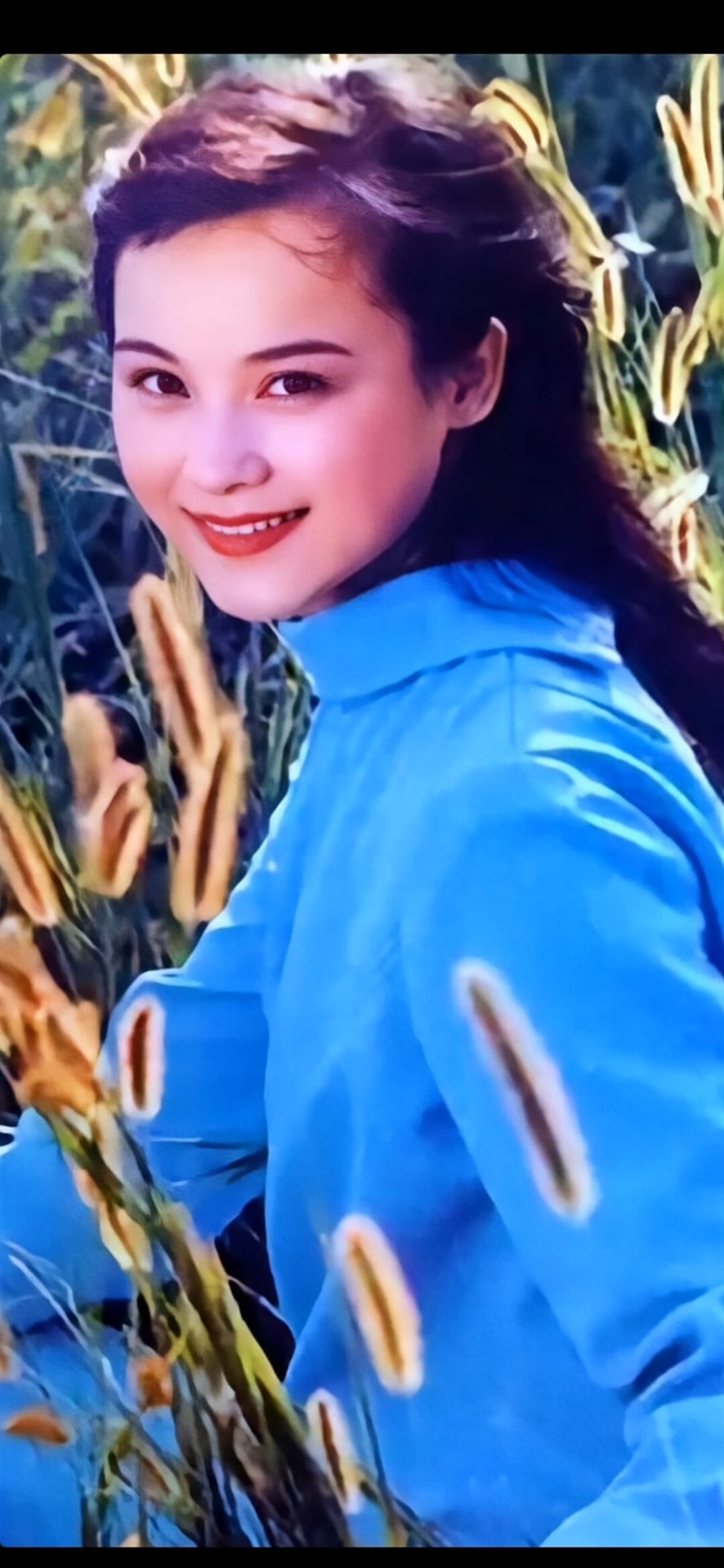 眉清目秀,柳叶眉杏核眼,笑靥如花,,一代佳人.演员朱碧云.