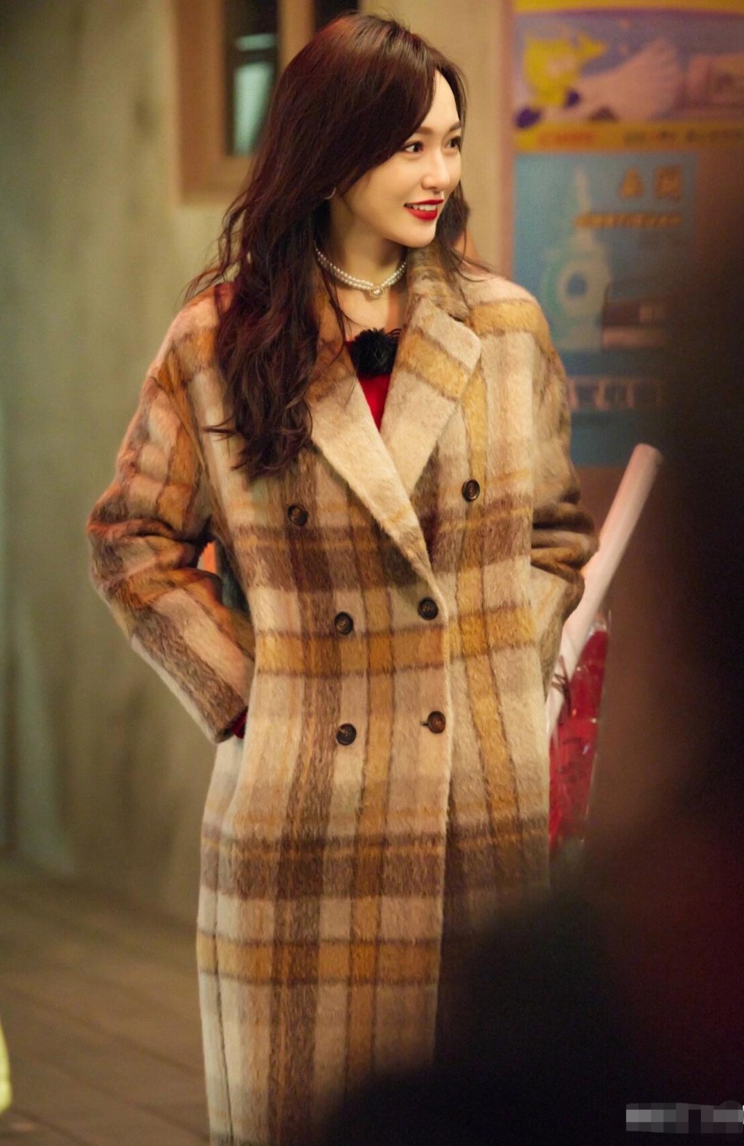 唐嫣拥有优雅气质,穿衣很用心