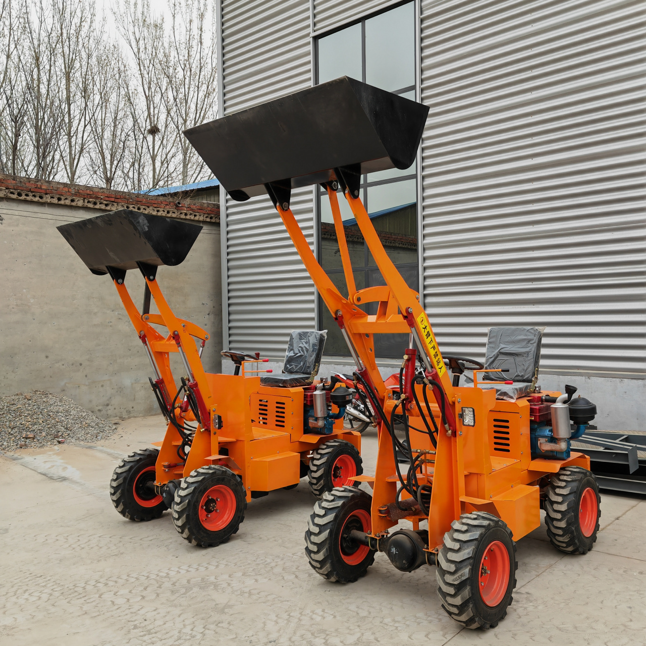 25马力小铲车小型柴油四驱小铲车养殖清粪小铲车产粮食小铲车