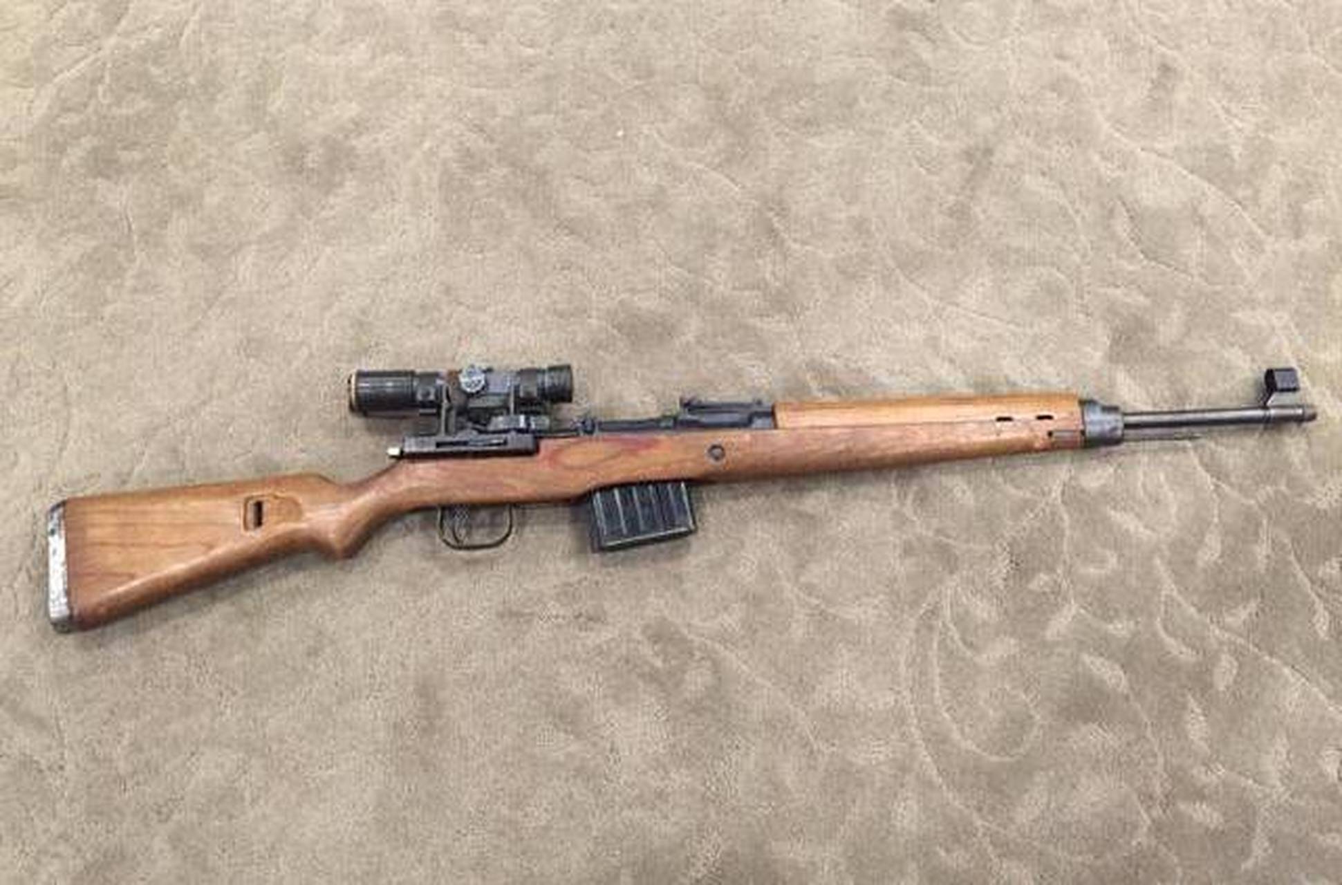 g43步枪(全名:gewehr 43,简称:gew43或g43),是二战期间德国军队使用的