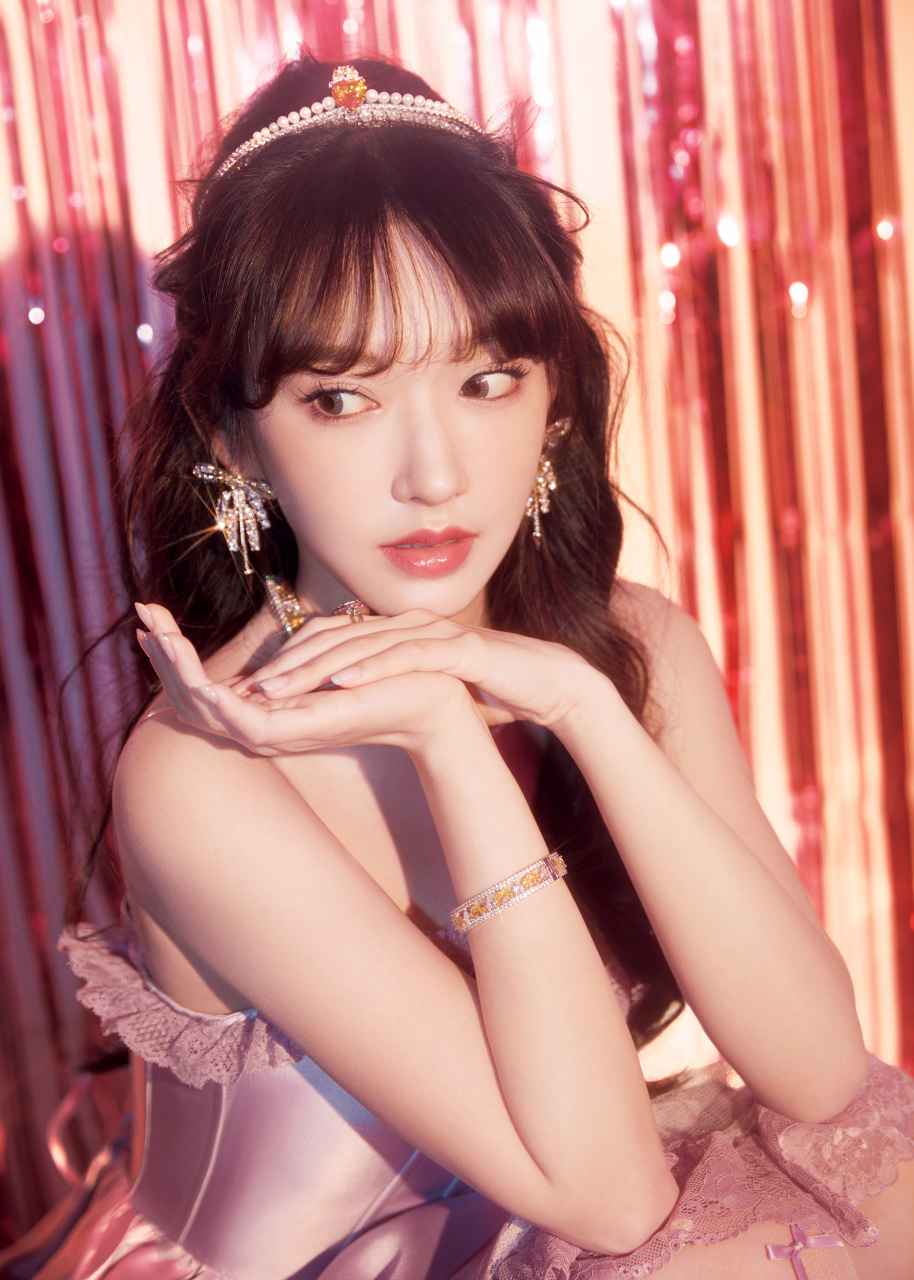 程潇[庆祝][泡泡枪]来晚了[可怜]祝程潇25岁生日快乐!