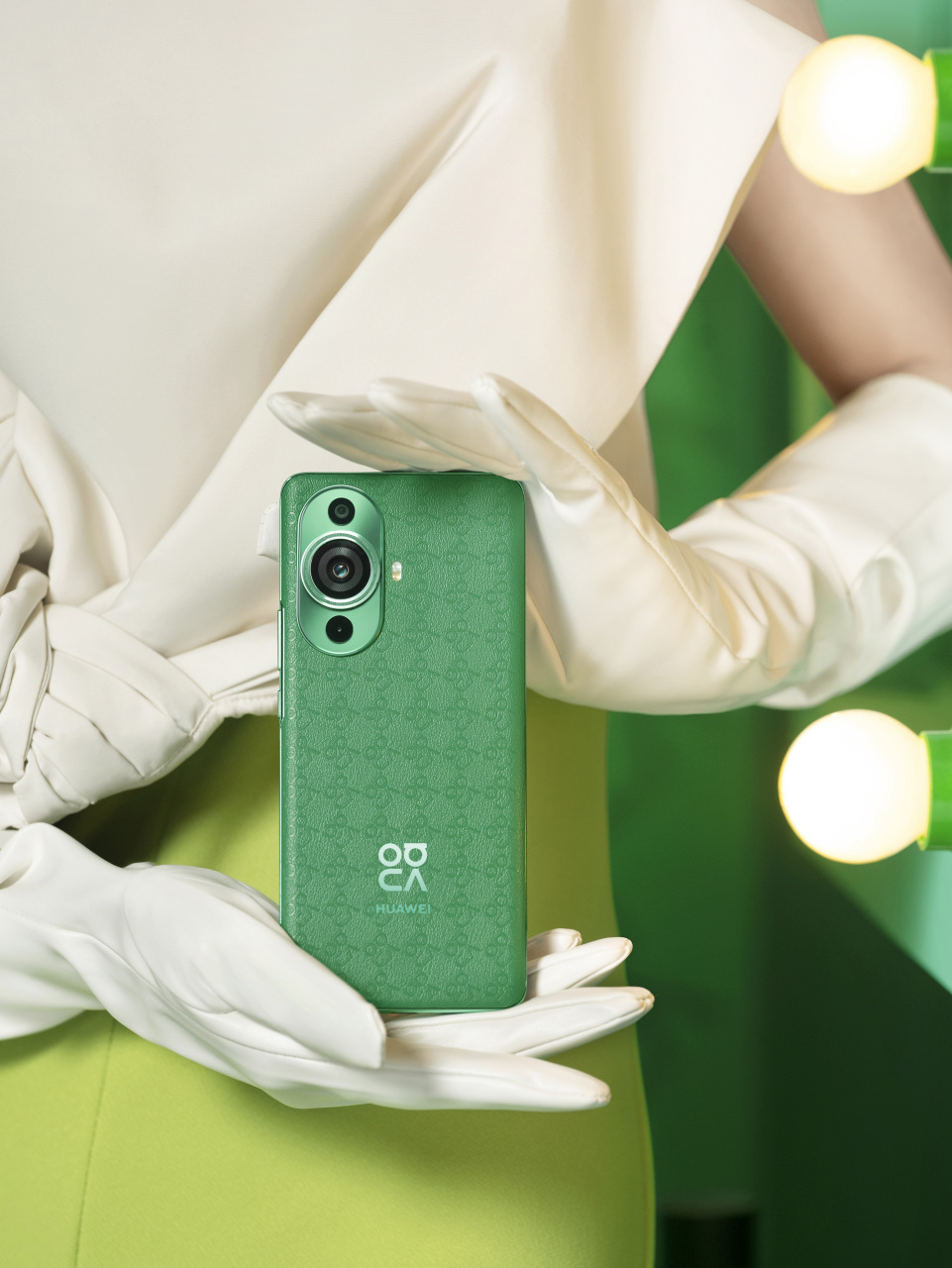 带上#华为nova11# 系列「11号色」,激活你的夏日灵感穿搭!