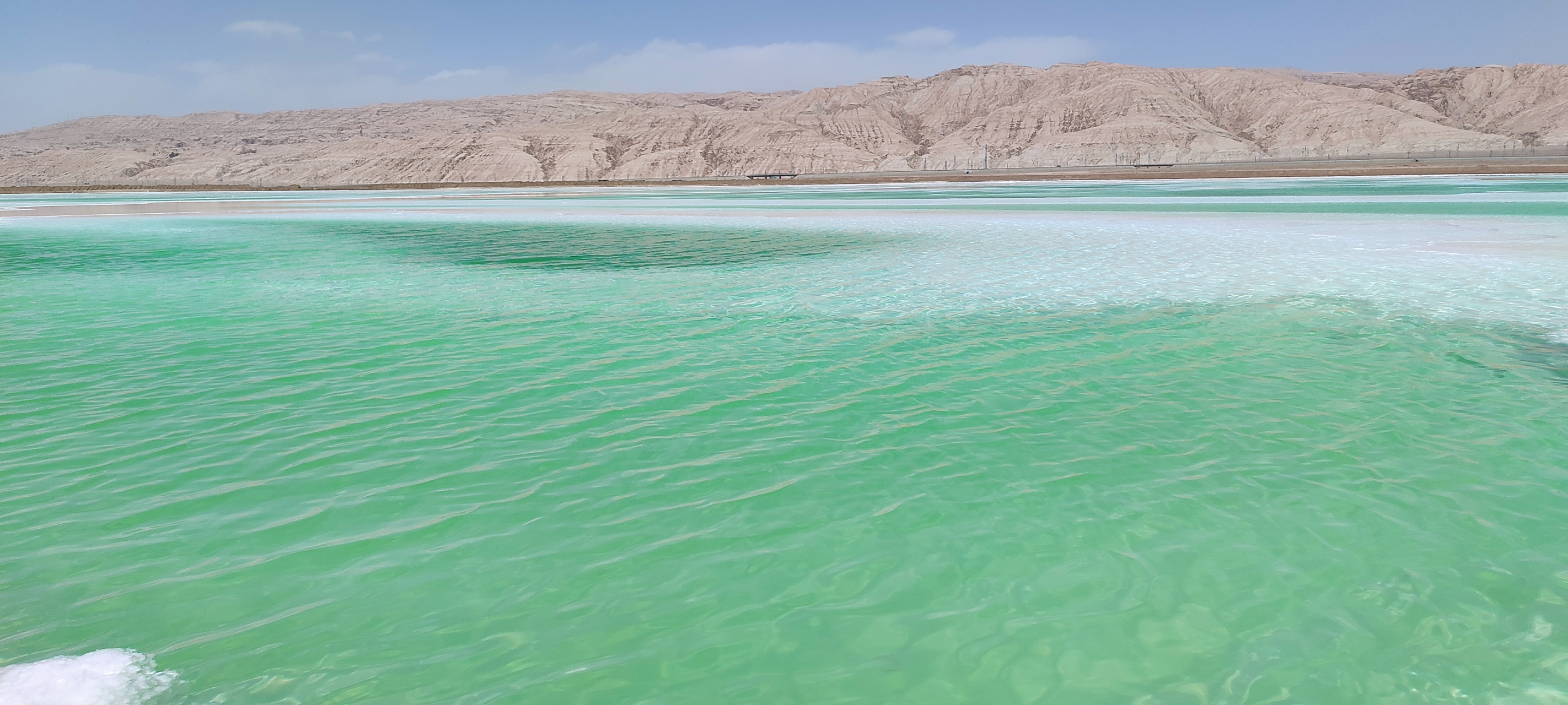 青海茫崖市翡翠湖