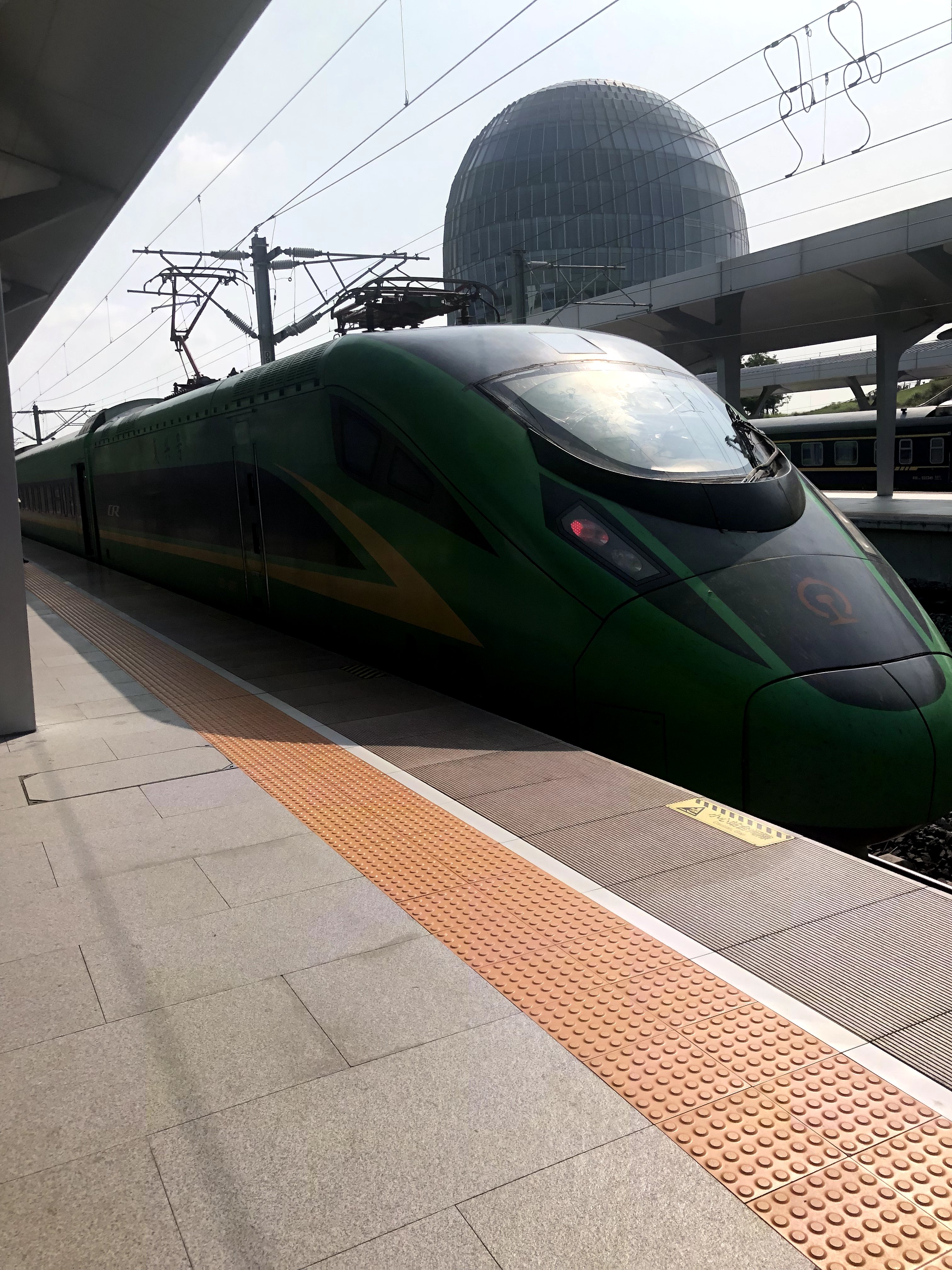 你见过绿皮复兴号高铁吗(bushi)