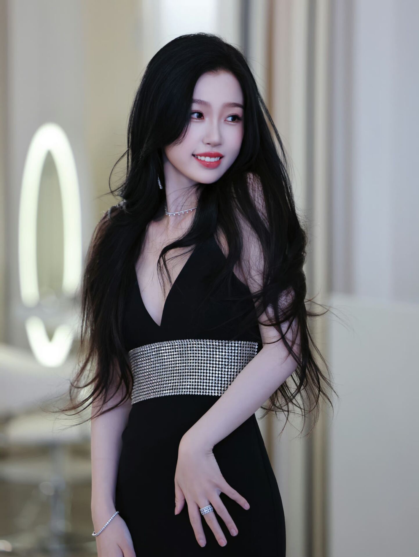 2,真实爆料,娱乐圈女星私下都用 梧峰煌叶华疏纤,一月掉22jin(掏  宝