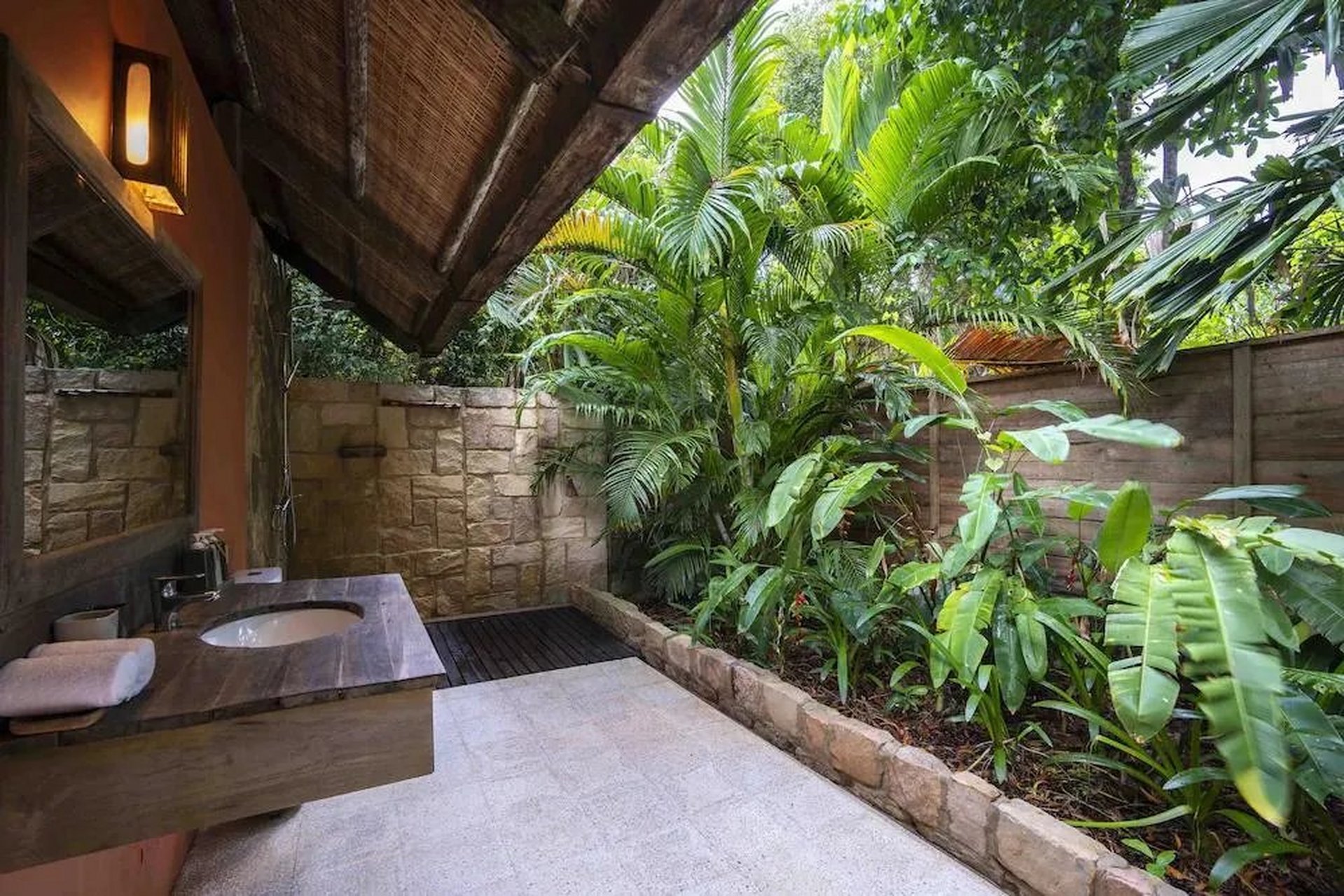 能把小院弄得这么有情调的一定是一个诗人!