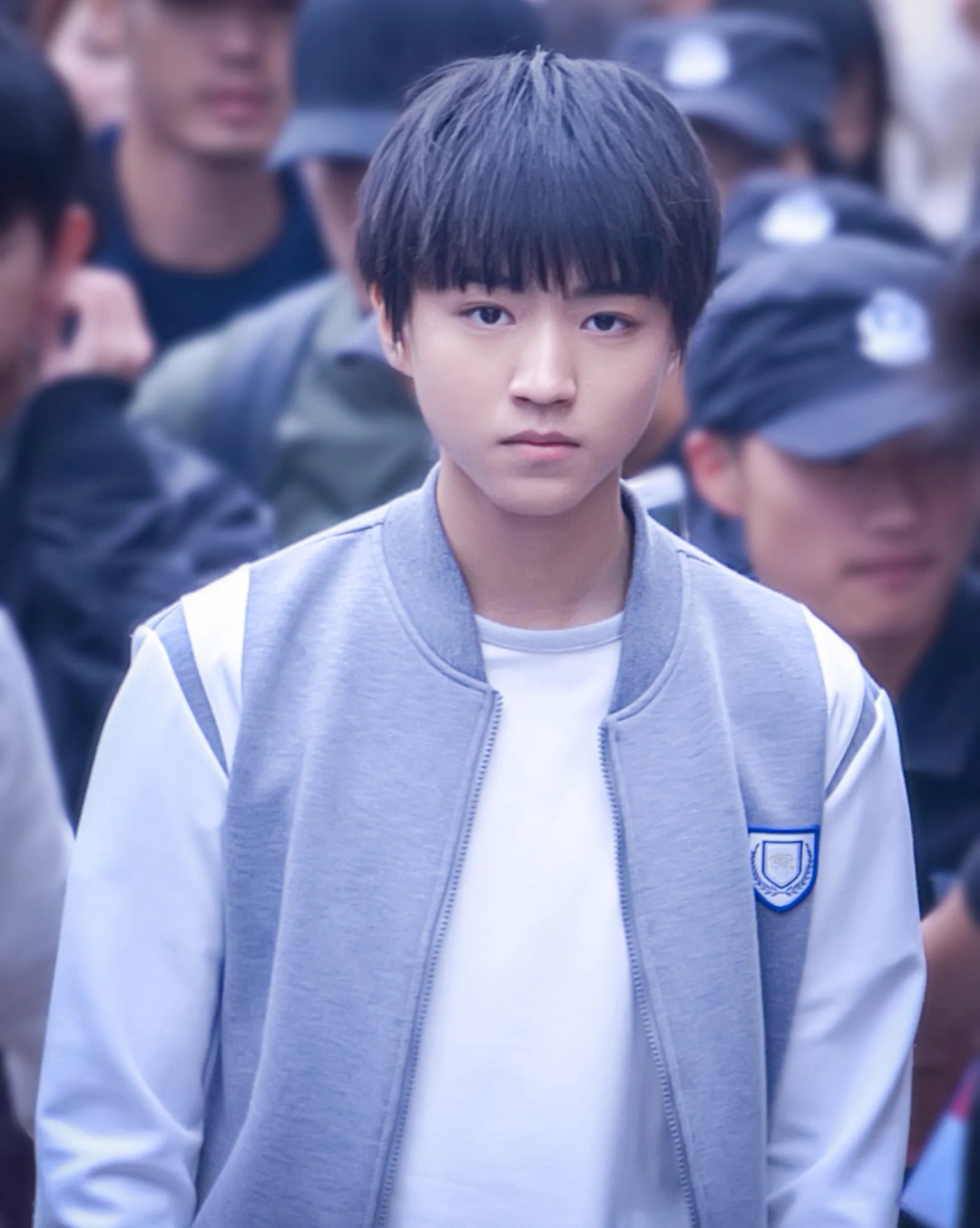 下次预告:tfboys[鼓掌]#明星热点我来聊