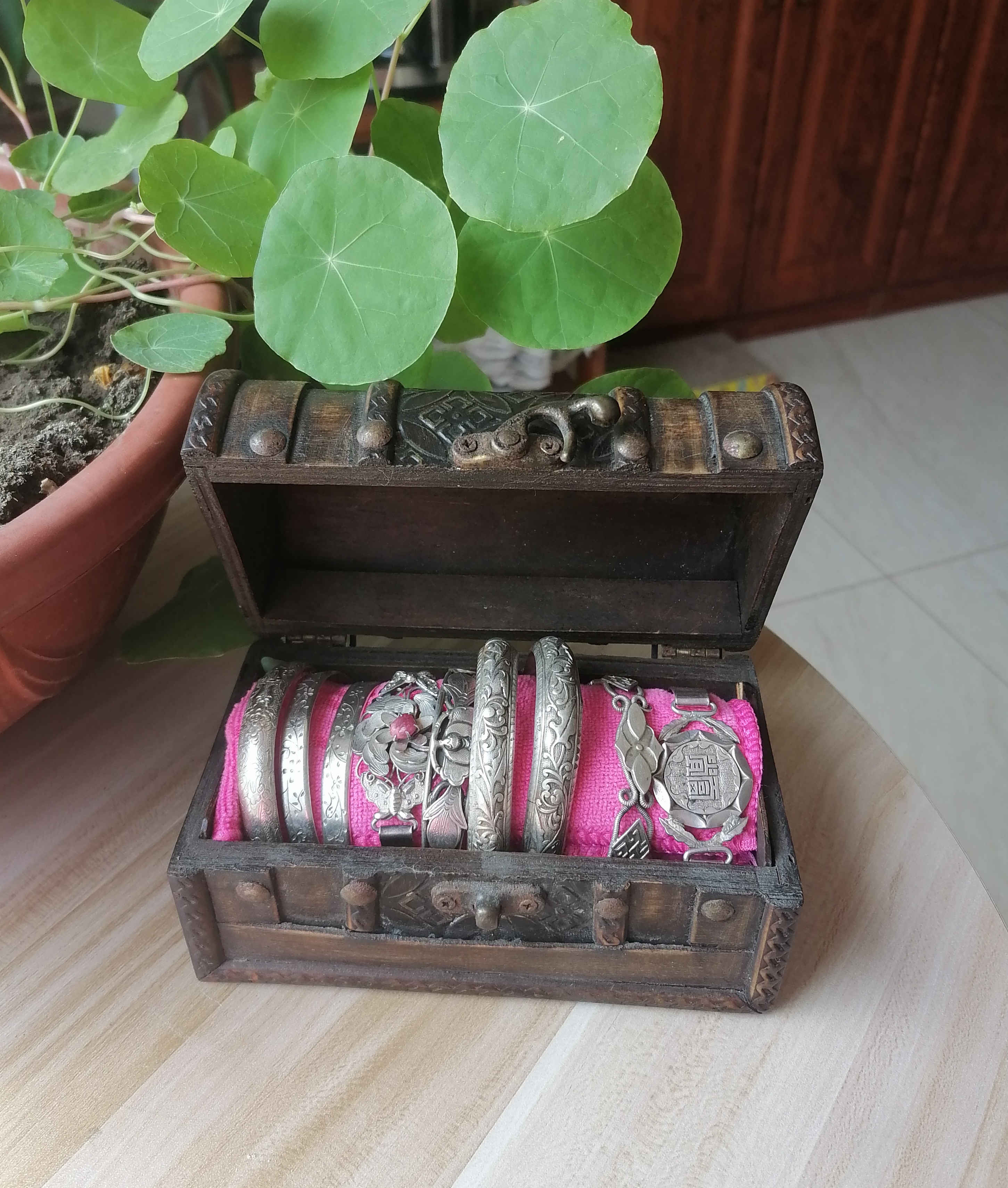 说说明清民国老银首饰中手镯基本款 明清一直到民国时