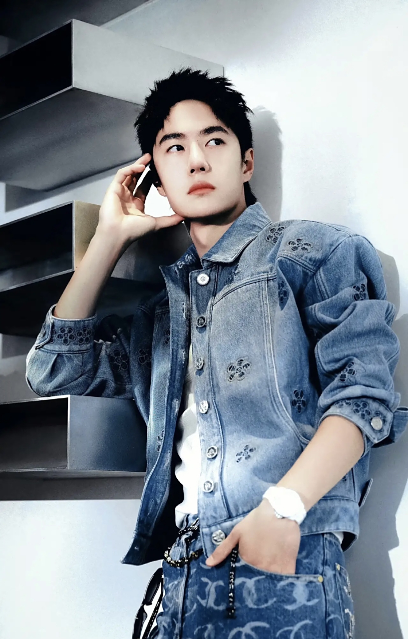 内心安然无恙,这是独属于他的不一样的风景,人间清醒王一博[比心]