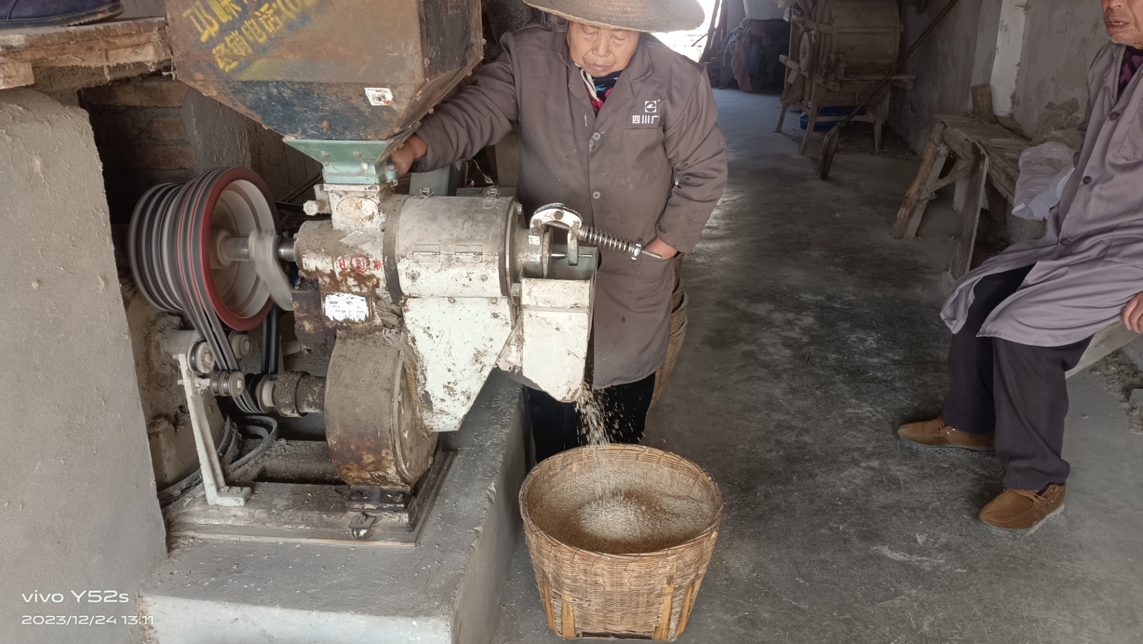 古老的打米机,还有人多少人记得呢?