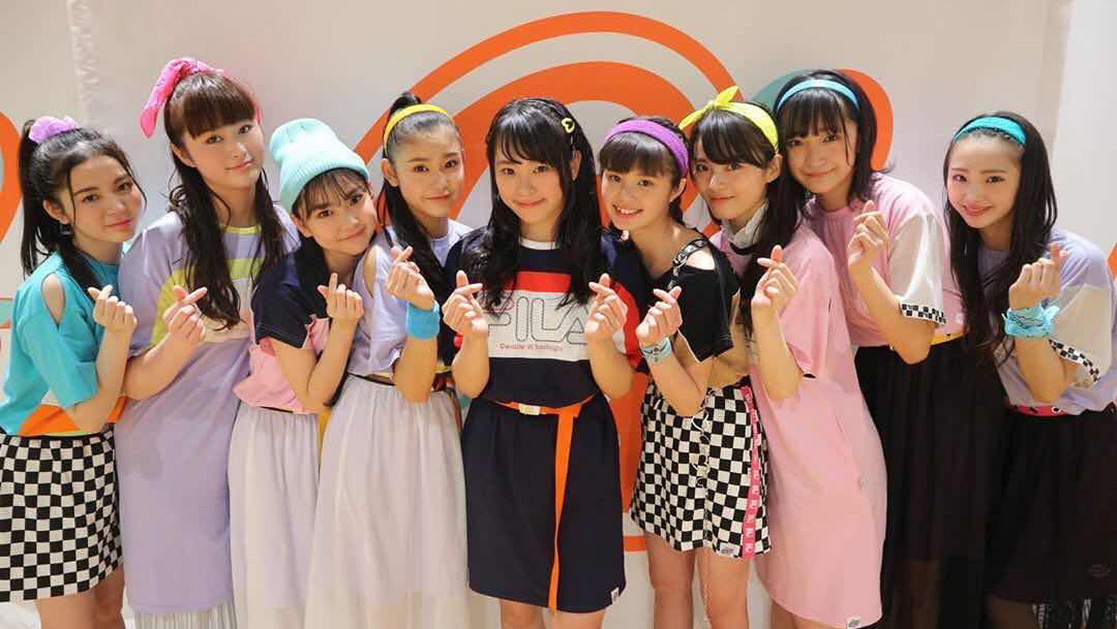日本组合girls2#这个是新建的话题,欢迎大家来看啊