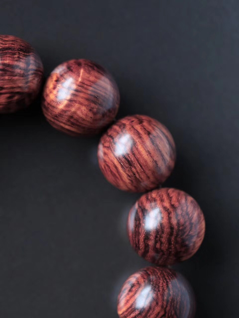 【5532】水波纹 海黄油梨佛珠18mm 纹理绚丽 降香味浓  约46.1g