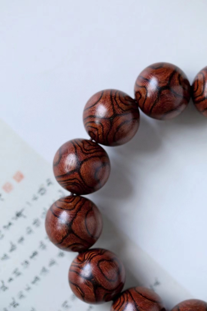 对眼 油梨海黄老料18mm 纹理绚丽 降香浓郁