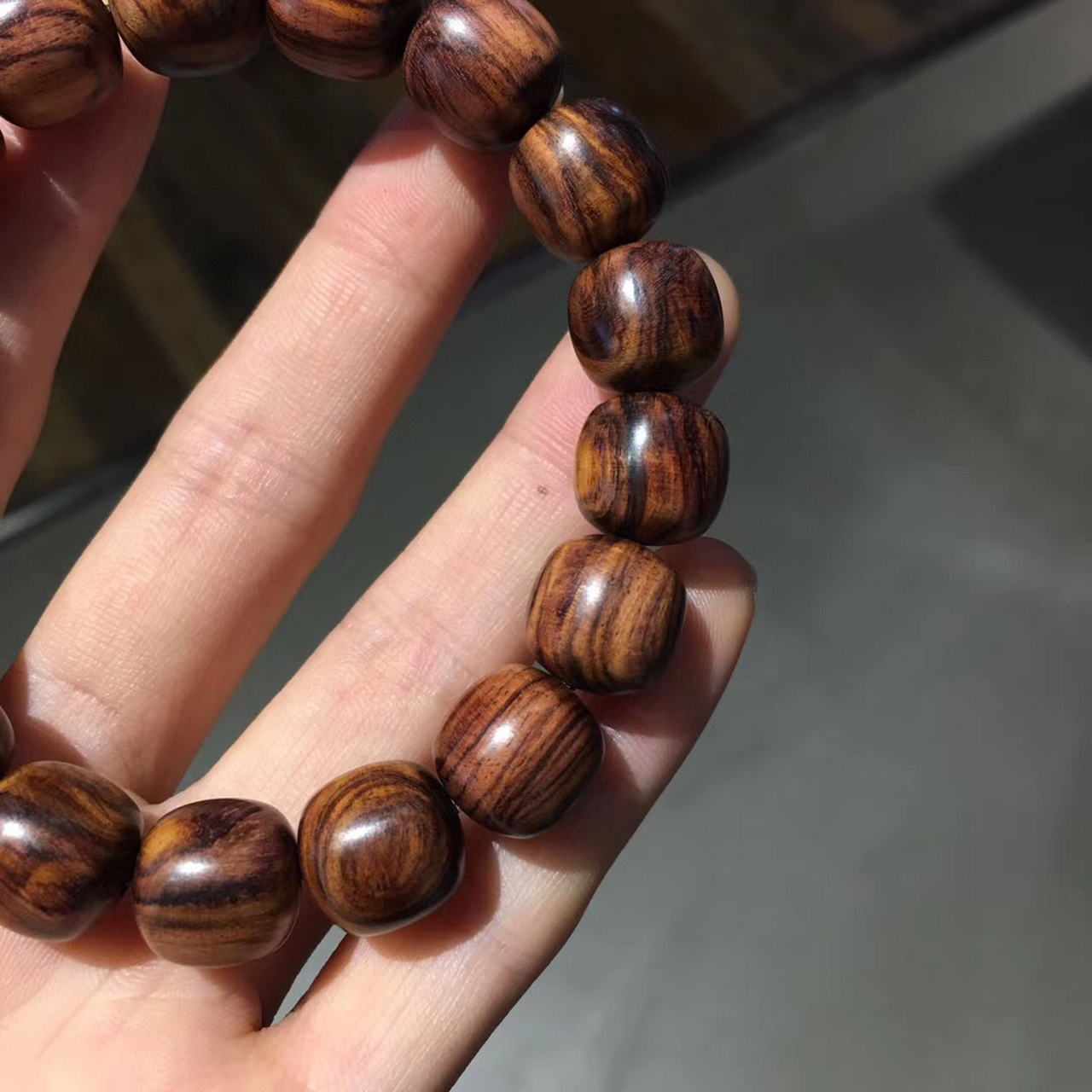 捡漏9215  虎皮纹海黄12x12桶珠手串