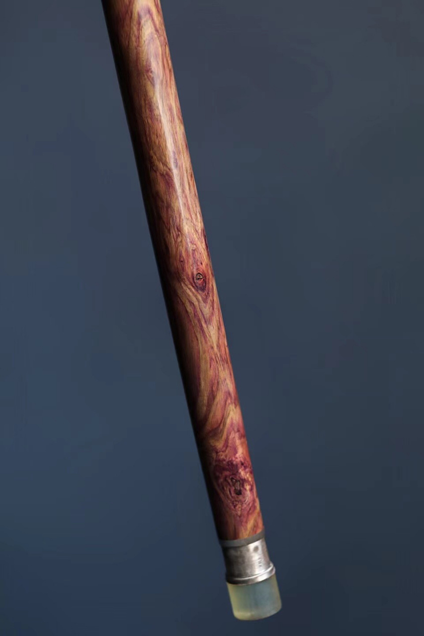 海黄鬼眼纹【寿杖】  精选鬼眼虎皮纹海黄,花纹变幻莫测,底色漂亮