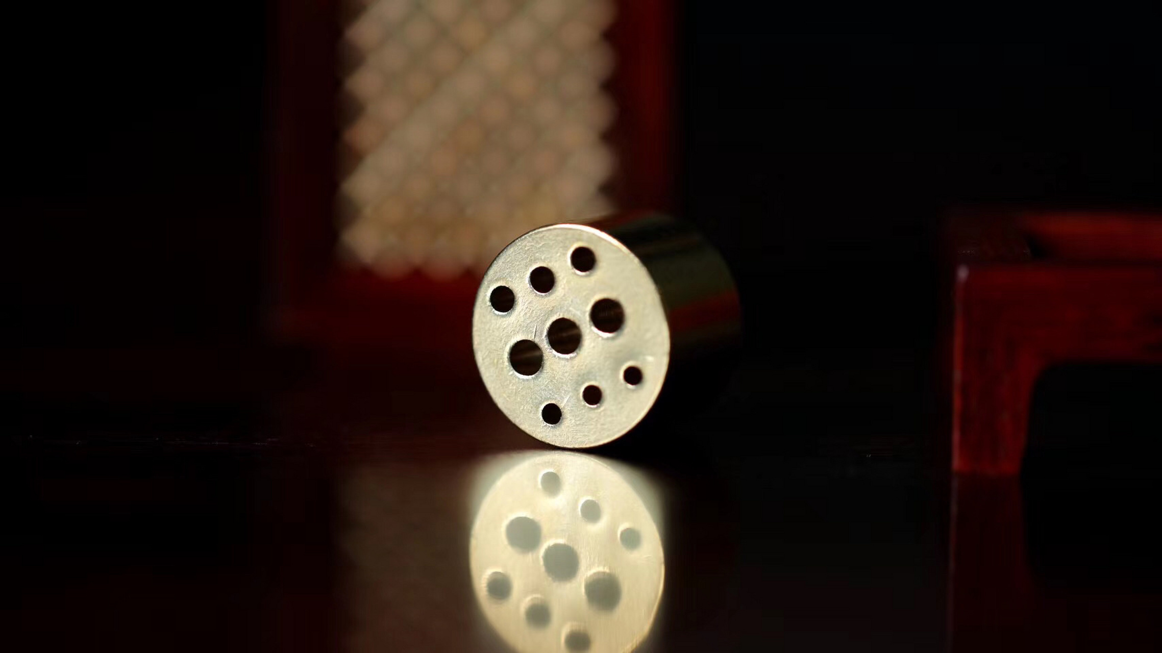 紫檀【方菱系列】香笼  一方古物,真赏不尽. 吾闻香事,鼻观风雅 .