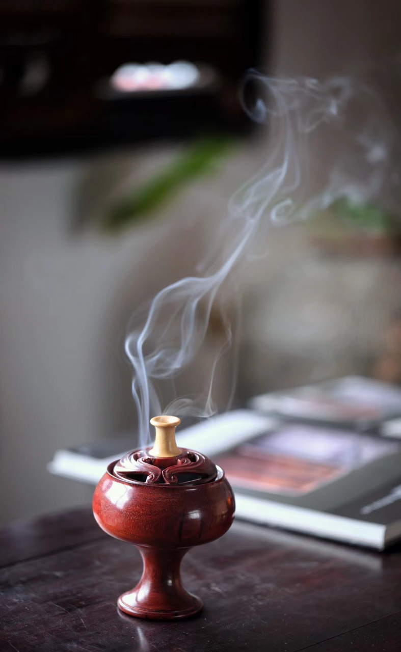 高脚香炉 文雅必备,闻香,品香 印度小叶紫檀镶嵌黄杨木