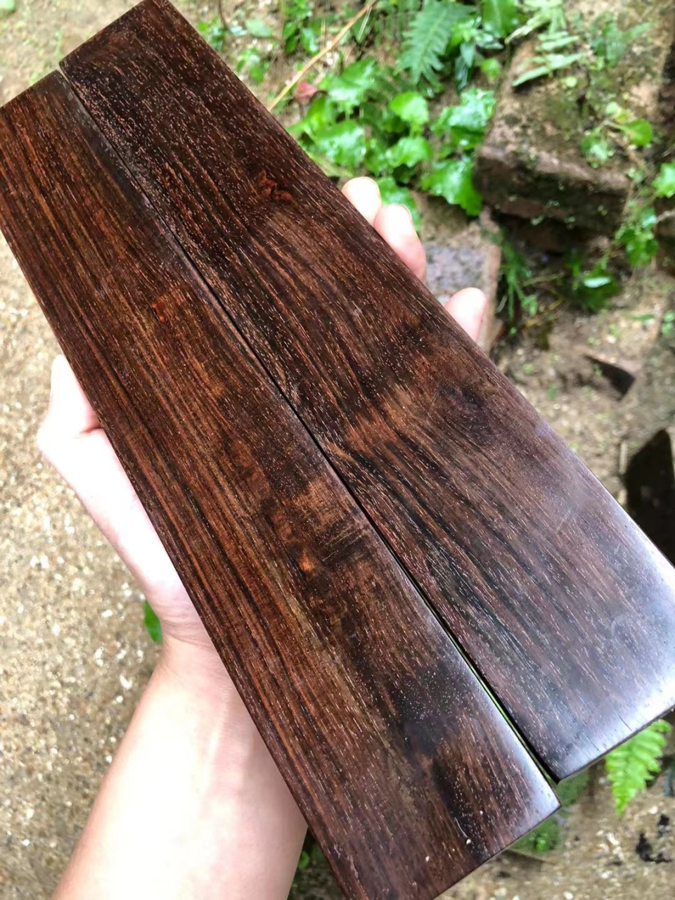 老挝大红酸枝镇尺 老黑料,木质稳定,一木两器,带锦盒