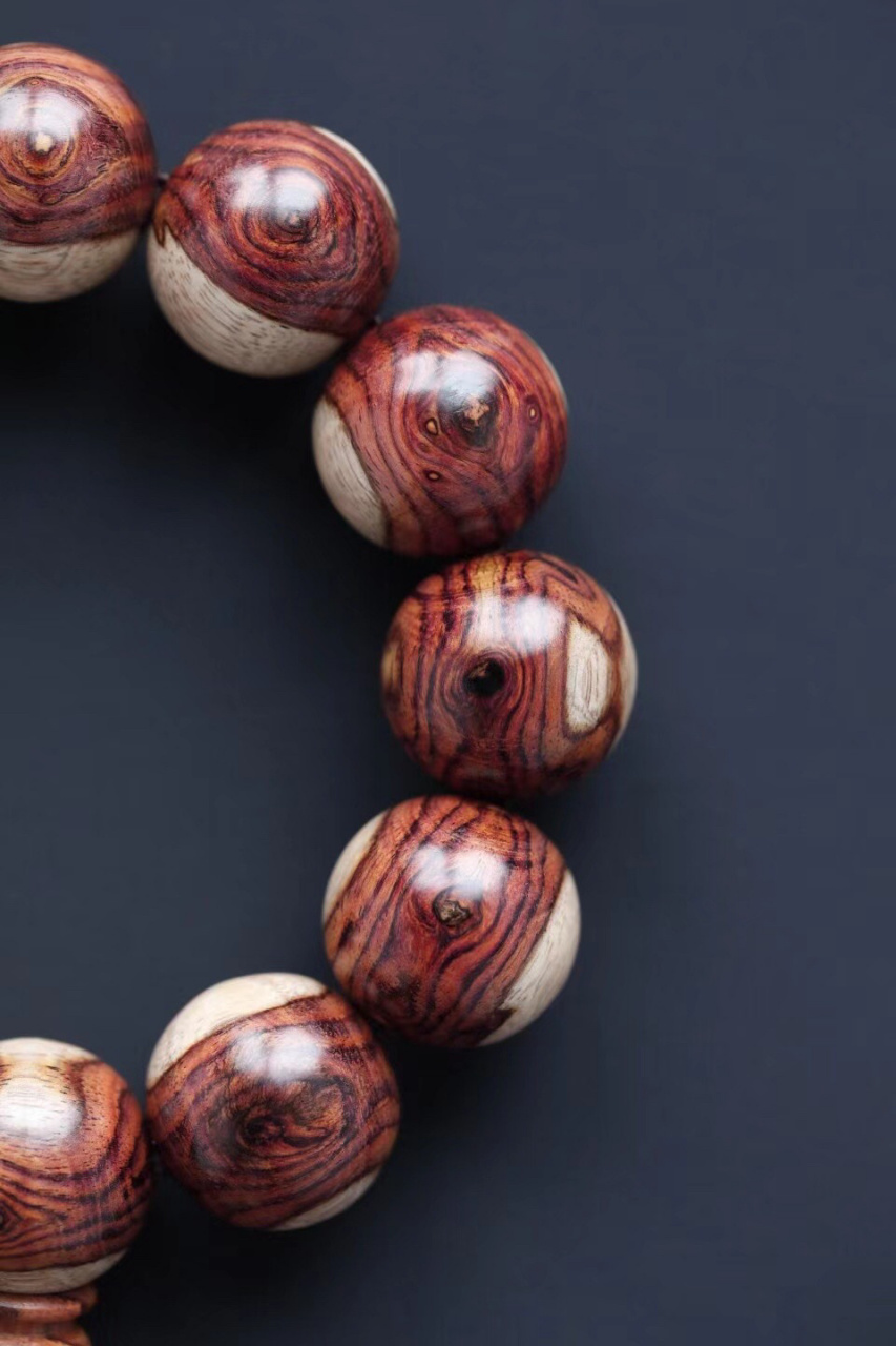 【5633】独特天眼 海黄油梨老梨2.