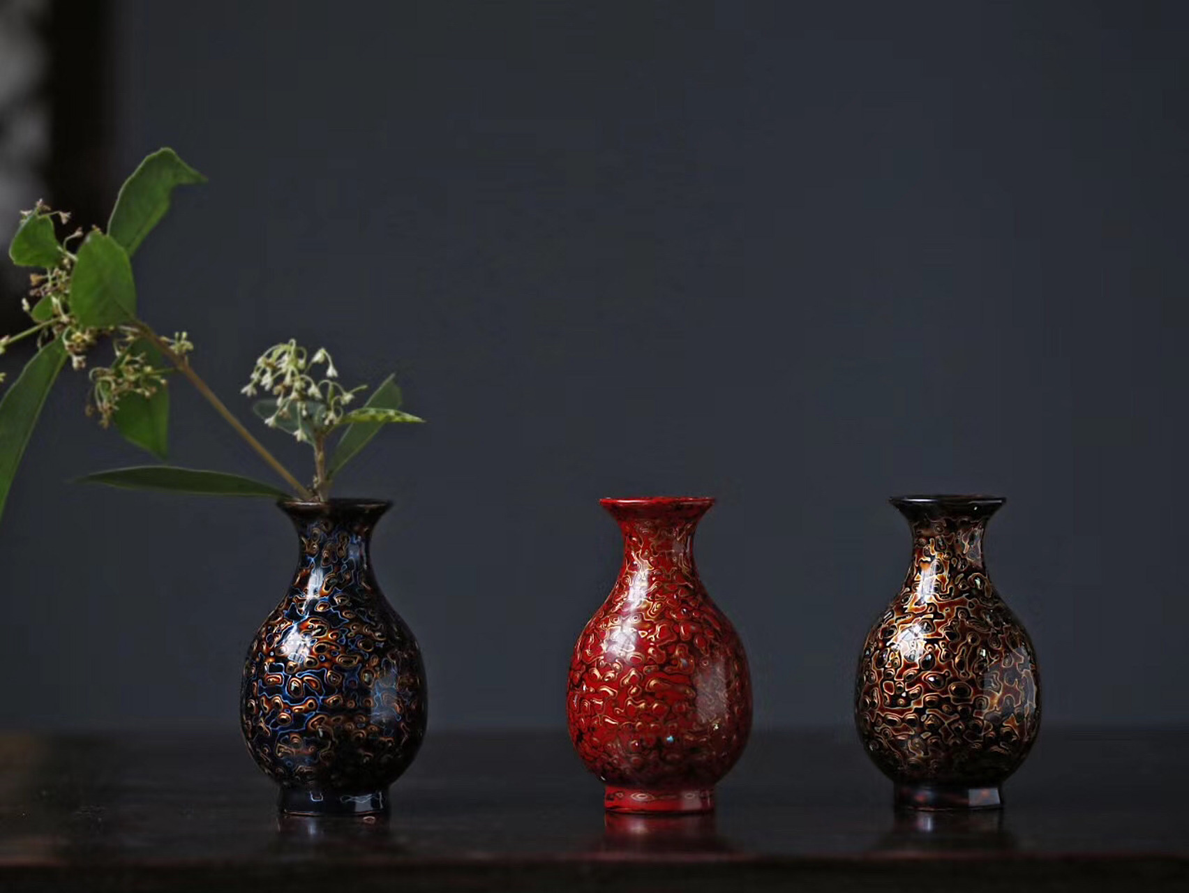 大漆 花瓶 底胎为紫光檀整木车制, 大漆遗世独美而深邃 寓意事事平安