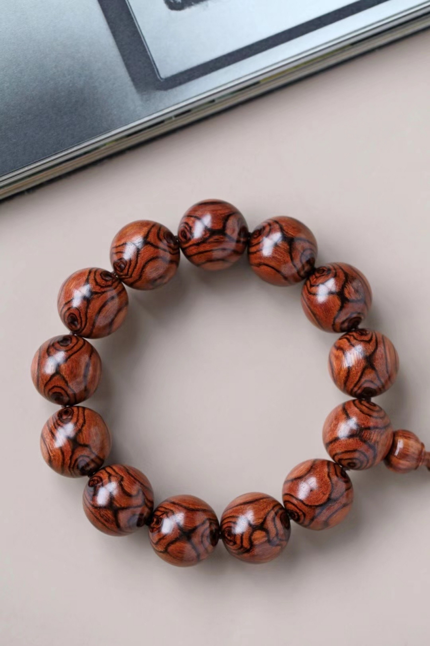 对眼海黄油梨高密老料 降香味浓郁 纹理清晰