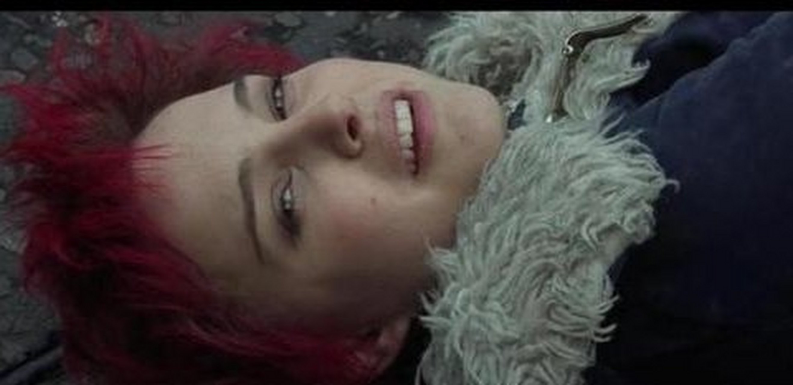 《closer》  中文名叫,偷心.