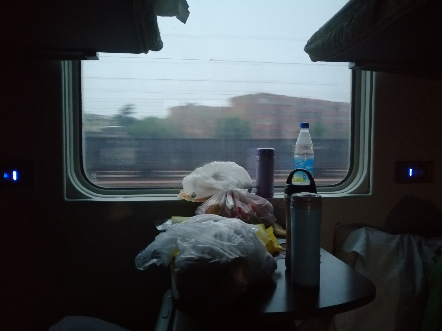 途中经过山东[嘻嘻]宋亚轩老家!