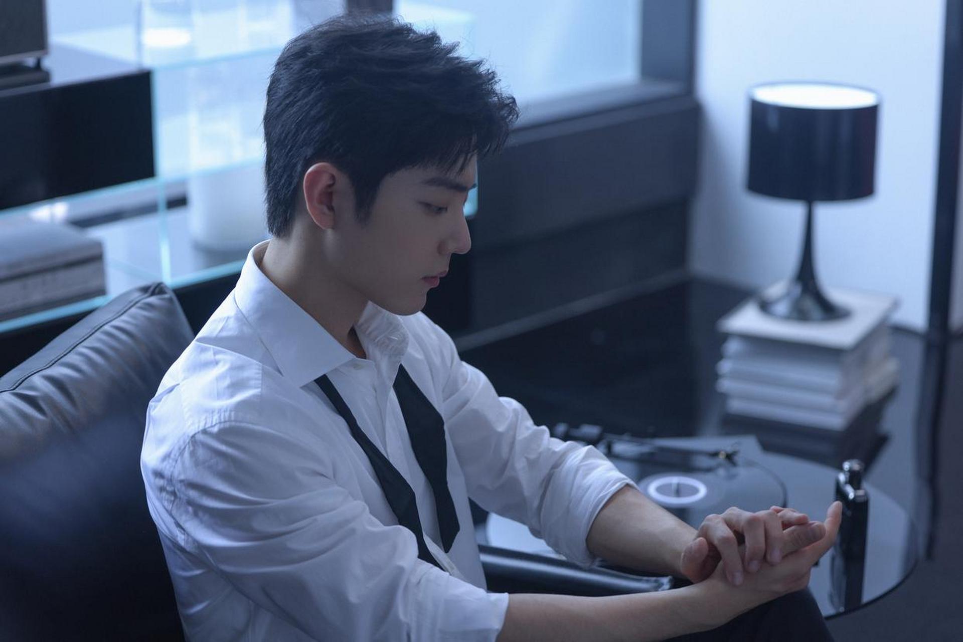 禁欲系霸总肖战太帅了,什么时候能给肖战安排一个霸道总裁的角色啊!