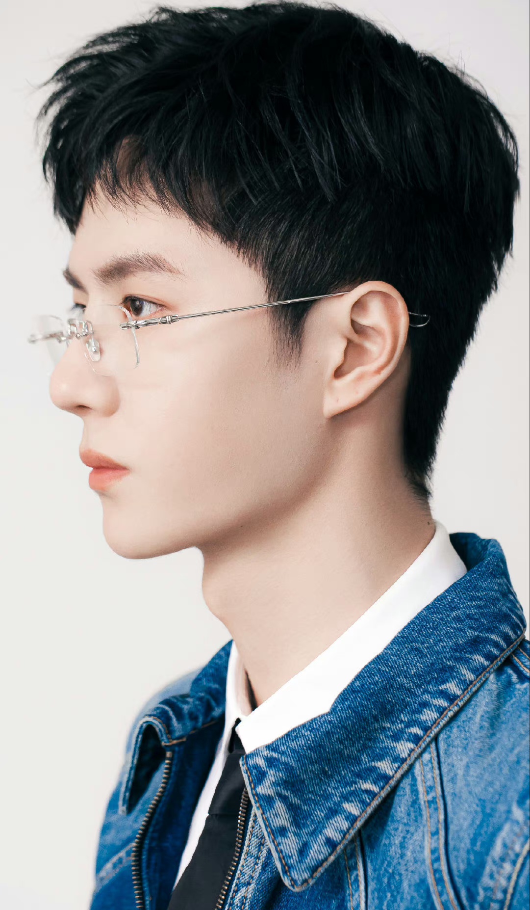 戴眼镜也好看我们一博#王一博