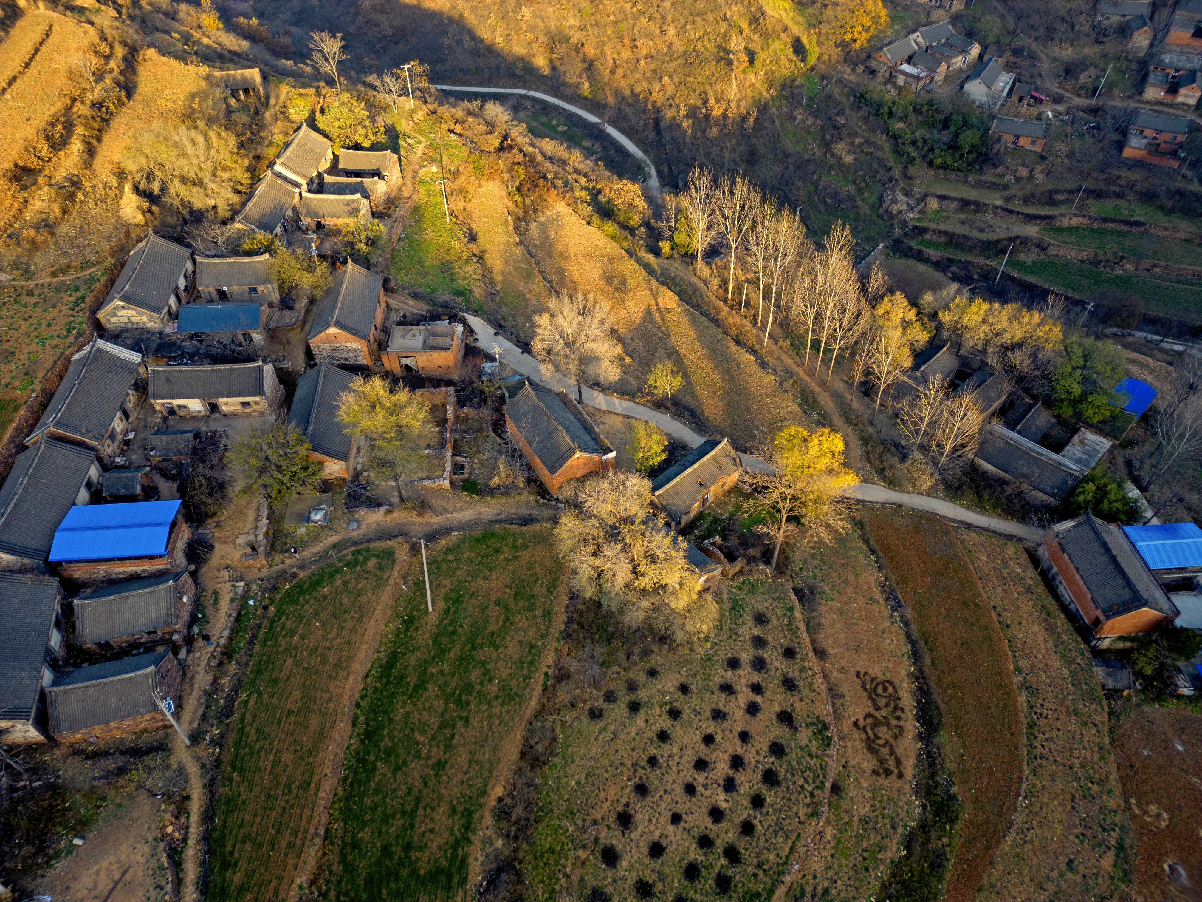 幽静山村图片图片