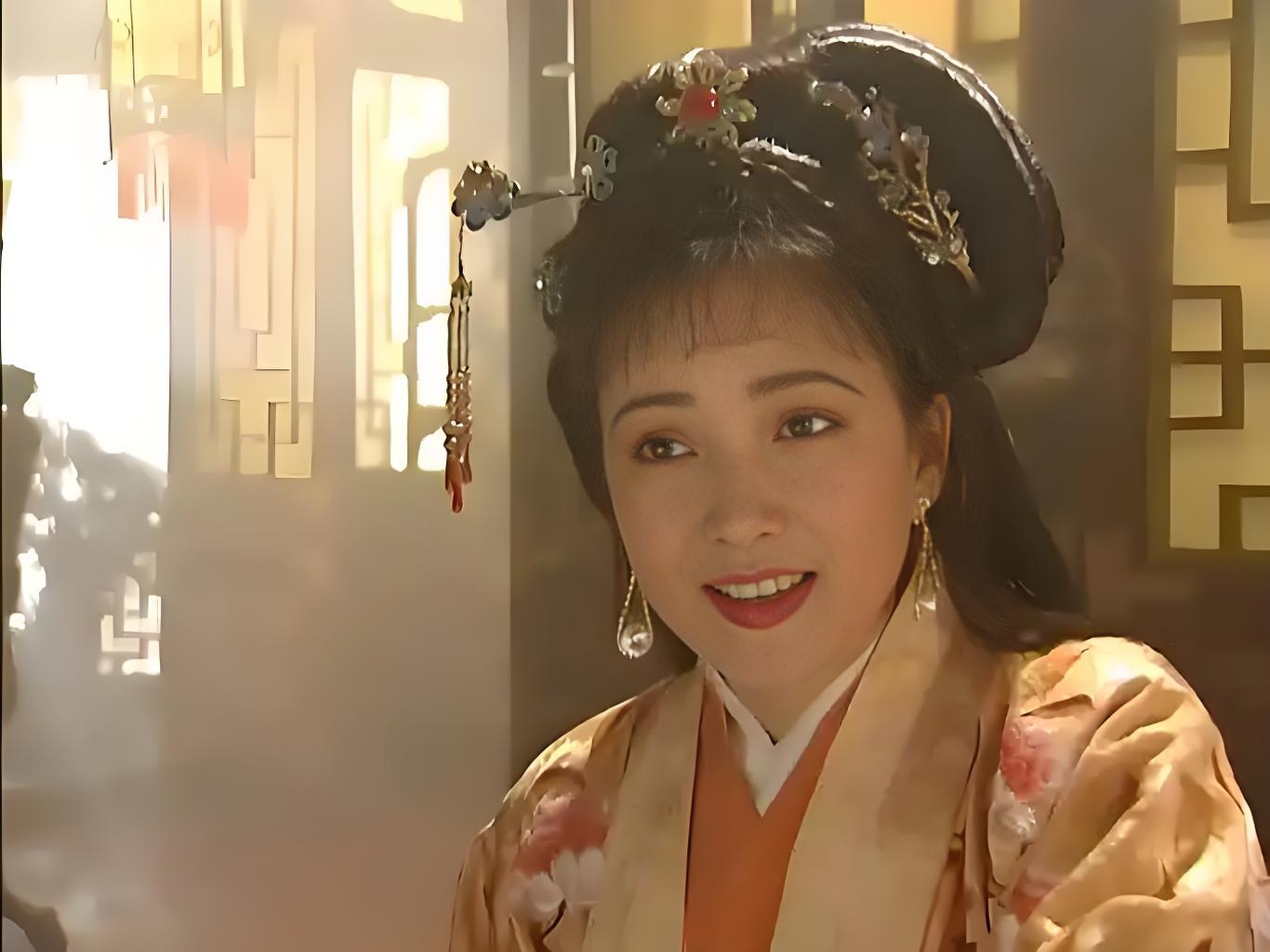 她出身青楼楚馆,却品行高洁