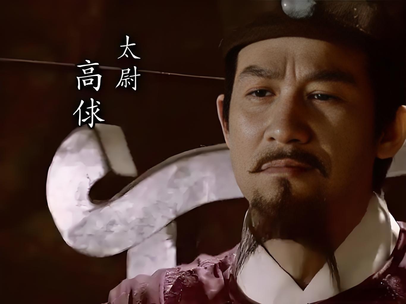 他善于逢迎取巧,察言观色和揣摩人的心理